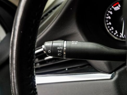 Used 2023 Buick Enclave Avenir image 36