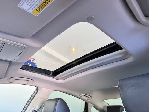 Used 2018 Honda Accord Touring image 20