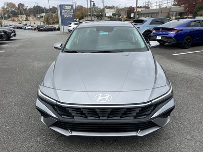 New 2026 Hyundai Elantra SE w/ Cargo Package