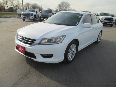 Used 2014 Honda Accord EX image 8