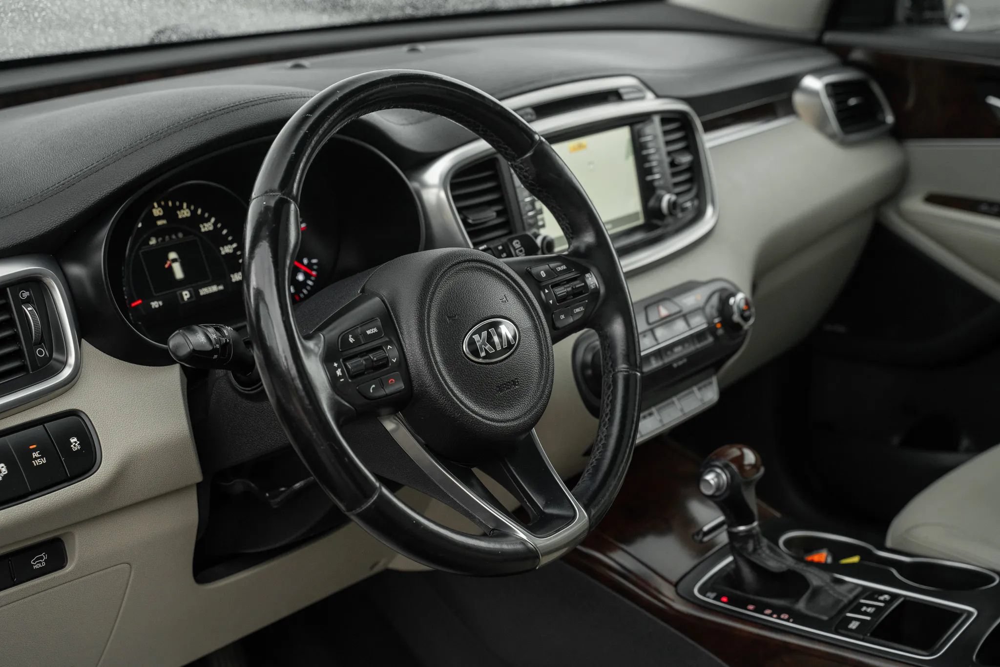 Used 2016 Kia Sorento EX w/ EX Touring Package AWD/4WD image 16