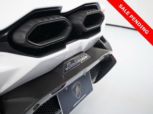 Used 2024 Lamborghini Revuelto image 49