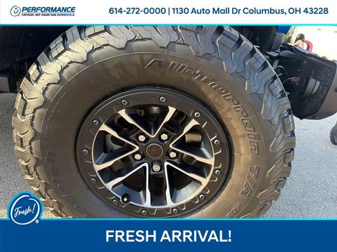 Used 2024 Jeep Wrangler Unlimited Rubicon w/ XTREMEE 35" Tire Package AWD/4WD image 24