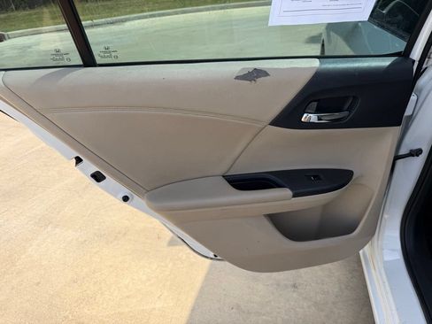 Used 2014 Honda Accord EX-L image 14