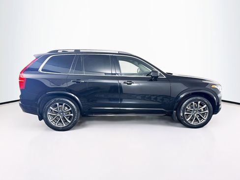 Used 2018 Volvo XC90 T6 Momentum w/ Convenience Package image 10