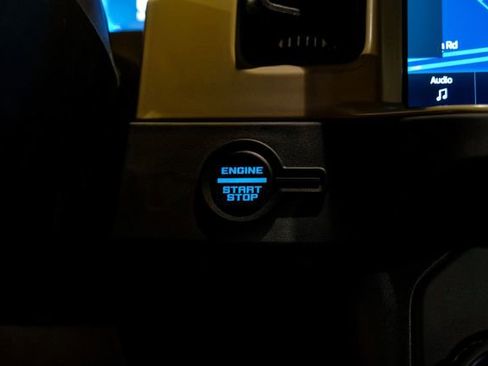 Used 2025 Ford Bronco Badlands image 55