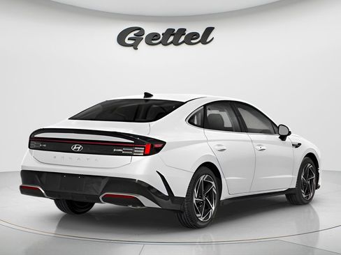 New 2026 Hyundai Sonata SEL image 3