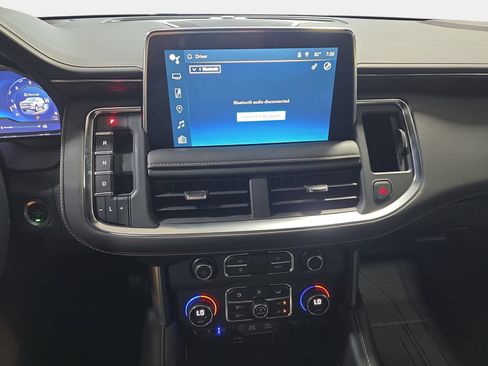 Used 2023 Chevrolet Tahoe Premier AWD/4WD image 20