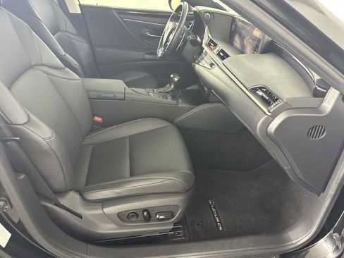 Used 2019 Lexus ES 350 w/ Premium Package FWD image 15