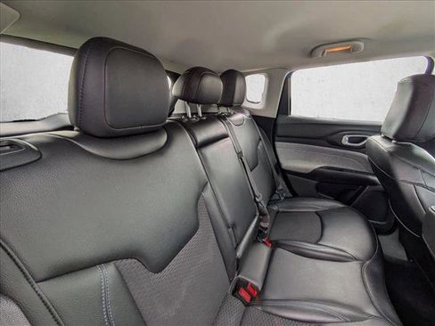 Used 2022 Jeep Compass Latitude w/ Convenience Group AWD/4WD image 12