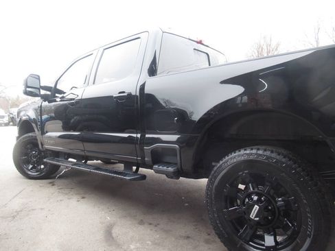 Used 2023 Ford F250 Lariat w/ Lariat Ultimate Package AWD/4WD image 14