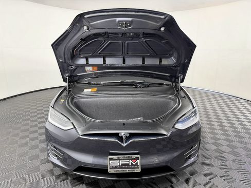 Used 2018 Tesla Model X 75D AWD/4WD image 22