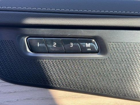 New 2026 Volvo XC90 T8 Plus w/ Protection Package Premier image 10