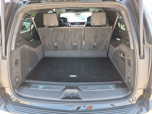 Certified 2025 Cadillac Escalade ESV V AWD/4WD image 49