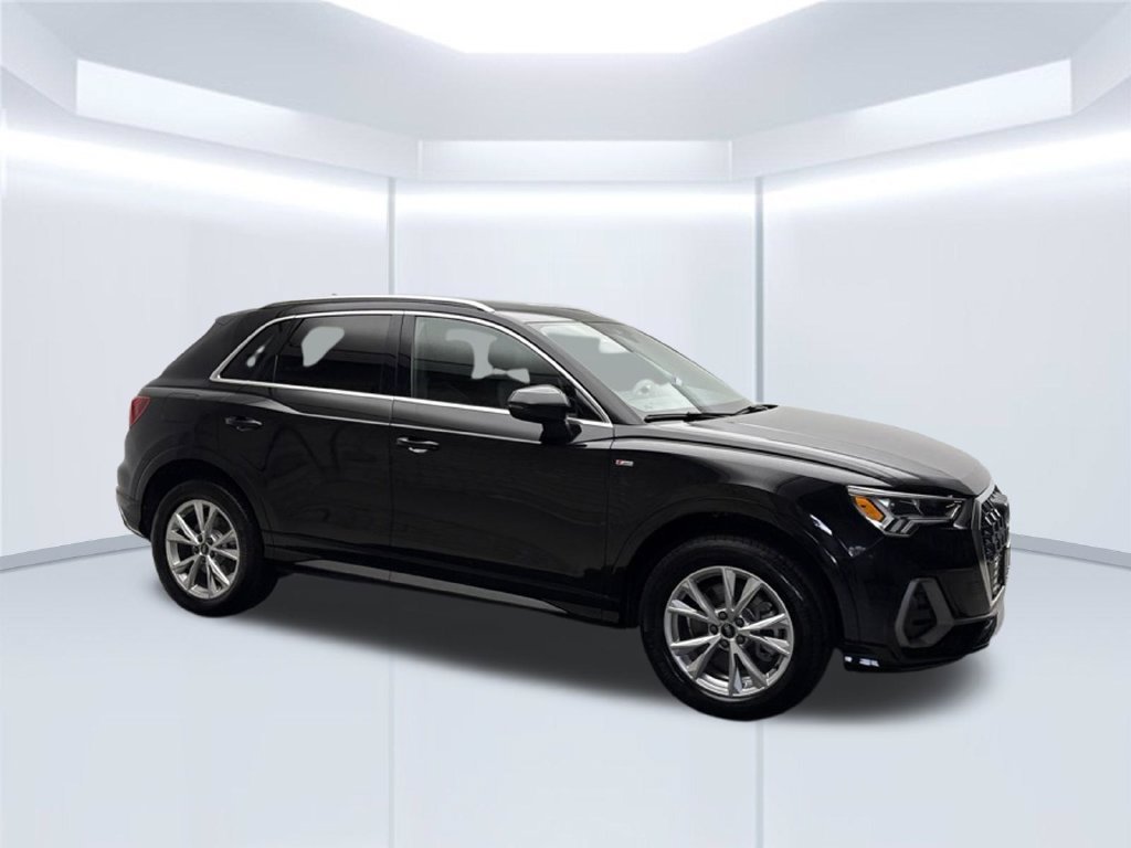 Used 2022 Audi Q3 2.0T Premium Plus w/ Premium Plus Package AWD/4WD image 8