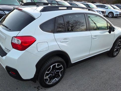 Used 2017 Subaru Crosstrek 2.0i Premium image 15