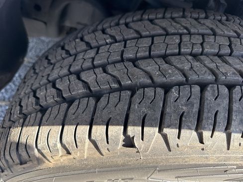 Used 2021 Chevrolet Colorado W/T w/ Custom Special Edition image 34