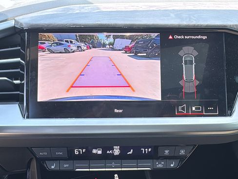 Used 2026 Audi Q4 e-tron Premium w/ Convenience Package image 19