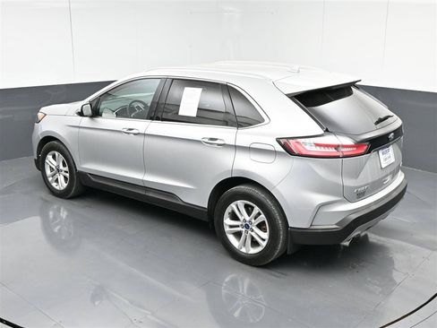 Used 2019 Ford Edge SEL w/ Equipment Group 201A AWD/4WD image 26