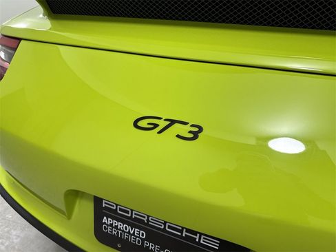 Certified 2018 Porsche 911 GT3 image 19