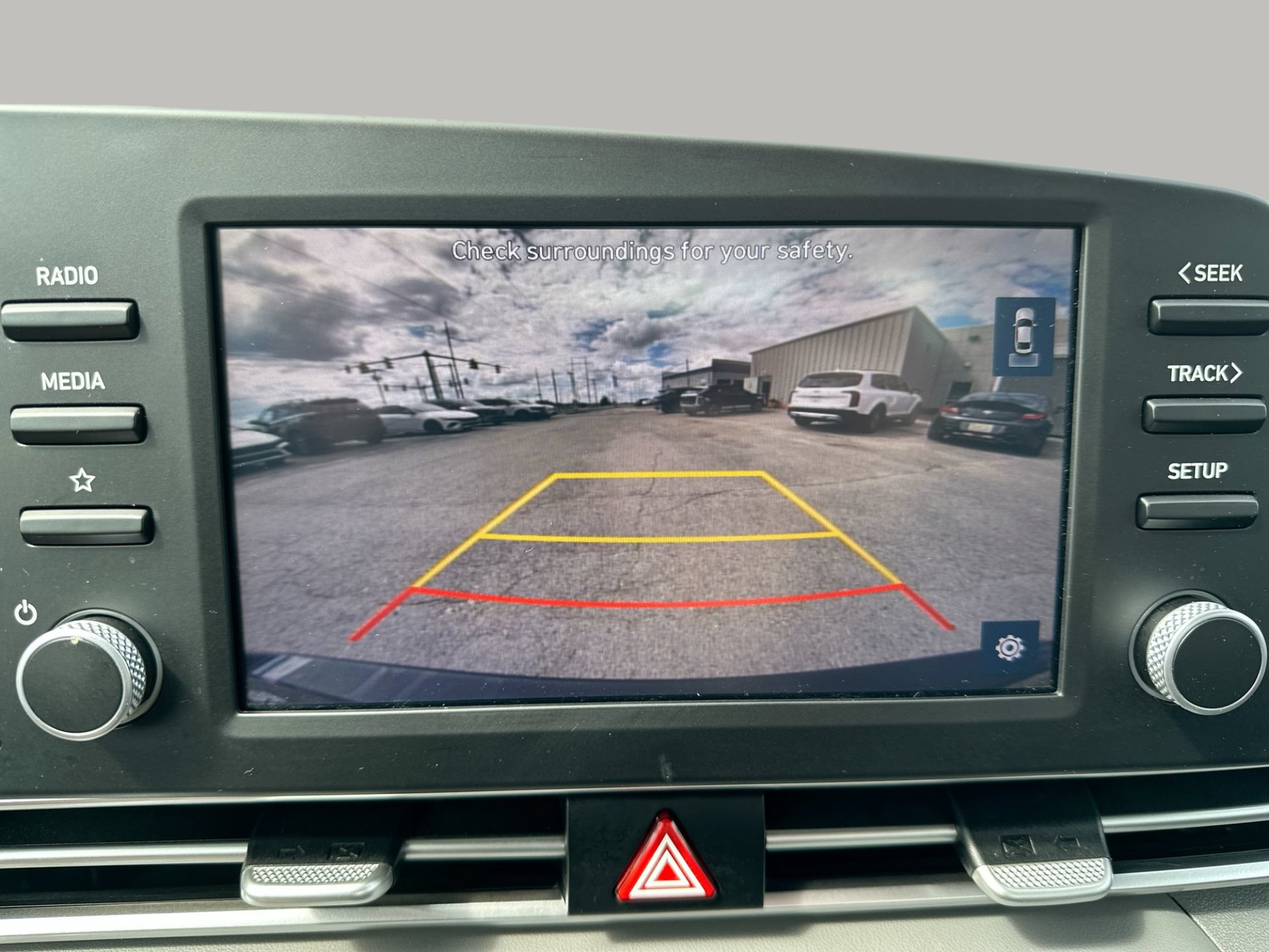 Used 2022 Hyundai Elantra SEL FWD image 22