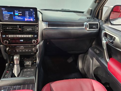 Used 2023 Lexus GX 460 Premium w/ Premium Package AWD/4WD image 11