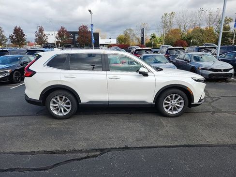 Used 2023 Honda CR-V EX image 7