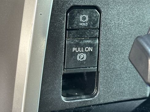 Certified 2024 Toyota Sequoia Platinum image 20