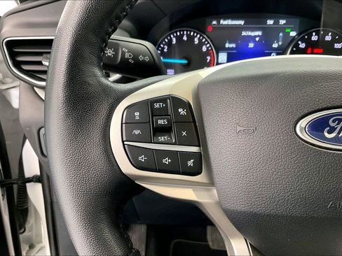 Used 2021 Ford Explorer XLT w/ Equipment Group 202A RWD image 22