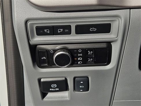 Used 2023 Ford F150 Lightning XLT image 25