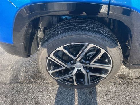 Used 2024 Jeep Compass Limited w/ Elite Group image 12