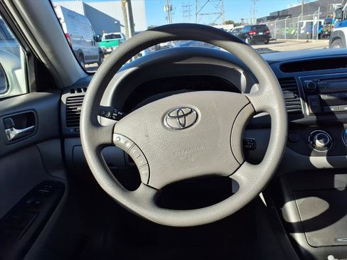 Used 2005 Toyota Camry image 14