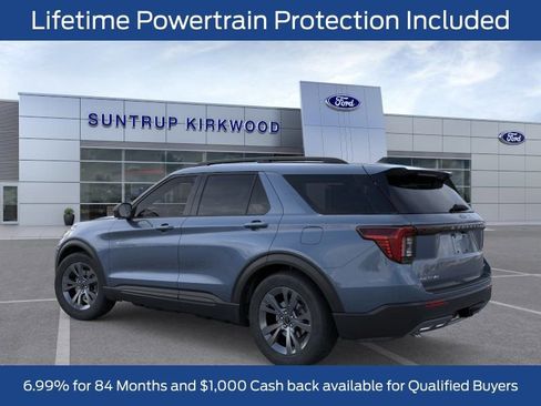 New 2026 Ford Explorer Active w/ Active Comfort Package AWD/4WD image 4