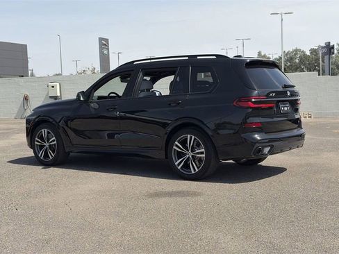 New 2026 BMW X7 xDrive40i w/ M Sport Package image 7
