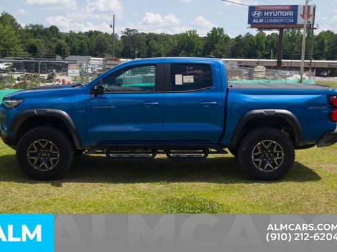Used 2023 Chevrolet Colorado ZR2 w/ ZR2 Convenience Package III AWD/4WD image 12
