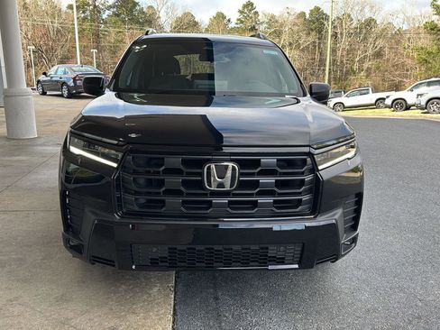 New 2026 Honda Pilot Sport image 7