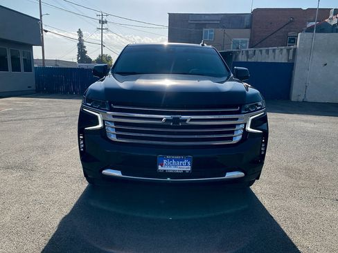 Used 2022 Chevrolet Tahoe High Country AWD/4WD image 10