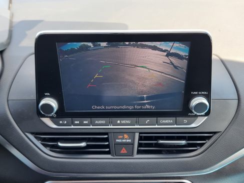 Used 2020 Nissan Altima 2.5 S FWD image 19