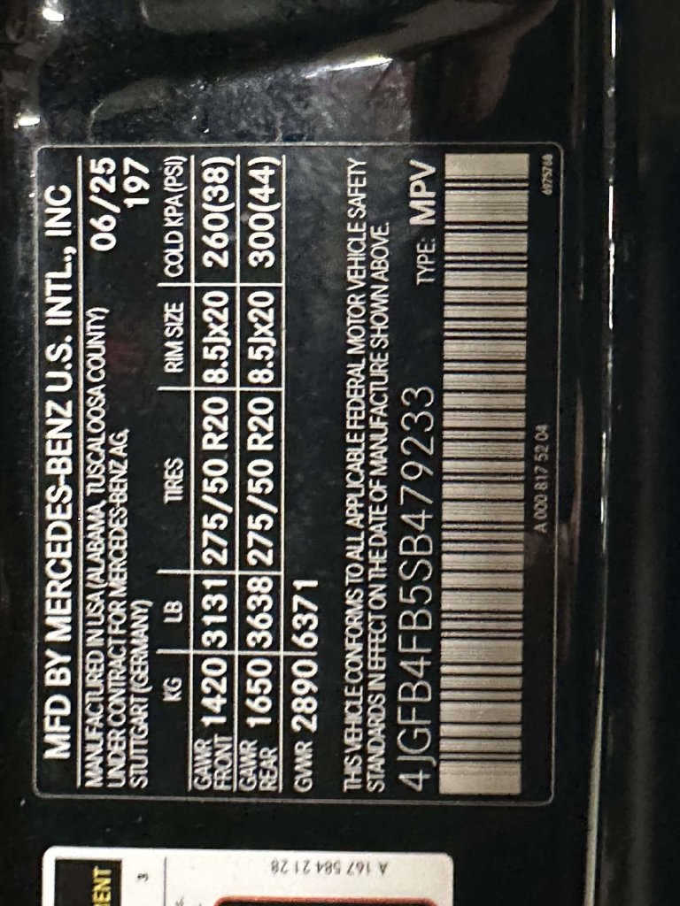 Used 2025 Mercedes-Benz GLE 350 4MATIC image 39