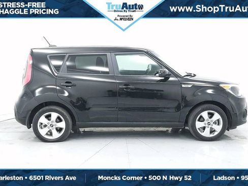 Used 2017 Kia Soul FWD image 18