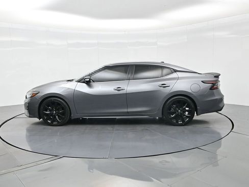 Used 2021 Nissan Maxima SR w/ Sport Mat Group image 10