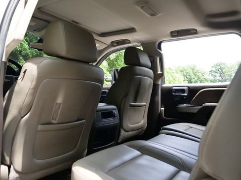 Used 2015 Chevrolet Silverado 2500 LTZ w/ Duramax Plus Package AWD/4WD image 26