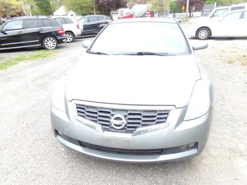 Used 2009 Nissan Altima 2.5 S w/ Convenience Pkg FWD image 2