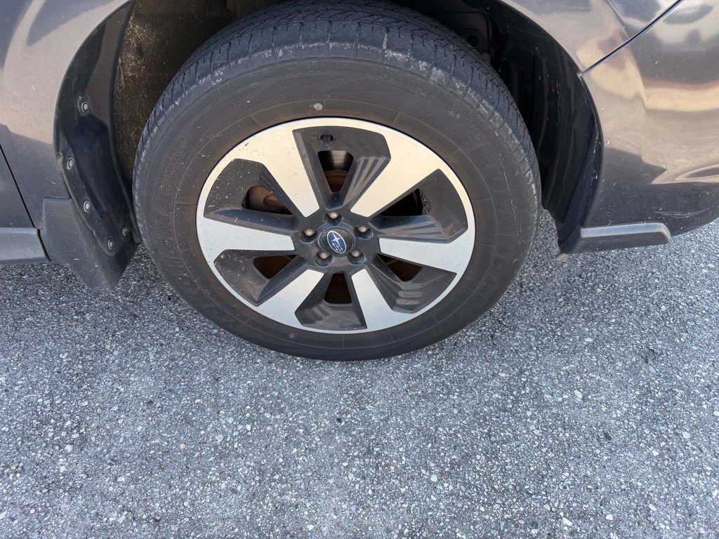 Used 2018 Subaru Forester 2.5i Premium AWD/4WD image 4