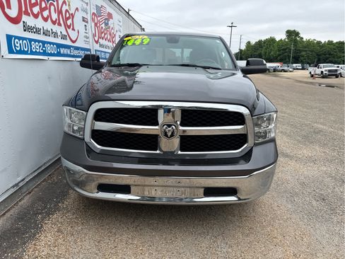 Used 2023 RAM 1500 Classic SLT w/ Trailer & Traction Group AWD/4WD image 5