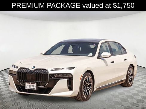 Used 2026 BMW 740i xDrive AWD/4WD image 3