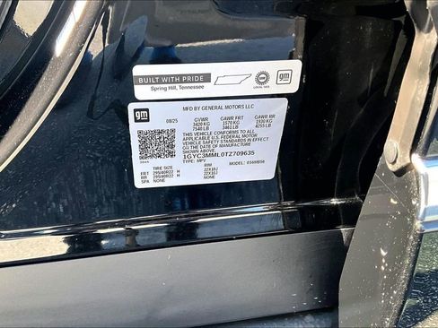 Certified 2026 Cadillac Vistiq Premium Luxury image 18