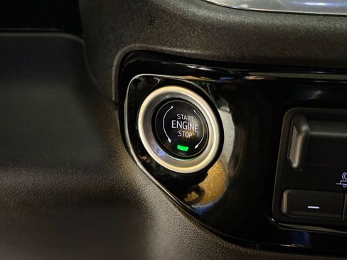 Used 2024 Chevrolet Silverado 3500 High Country w/ High Country Premium Package AWD/4WD image 28