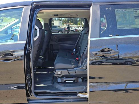 New 2026 Honda Odyssey EX-L image 16