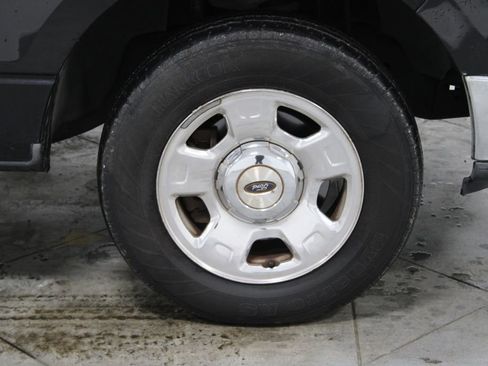 Used 2004 Ford F150 STX image 12